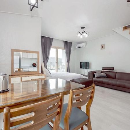 Gangneung Luluberry Pension Extérieur photo