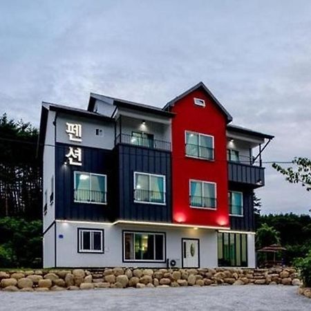 Gangneung Luluberry Pension Extérieur photo