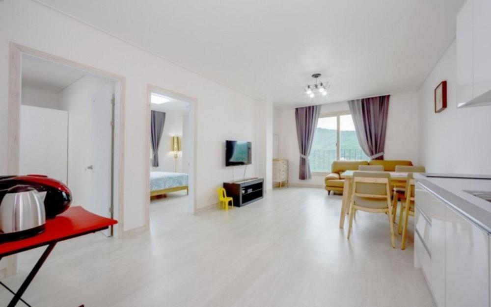 Gangneung Luluberry Pension Chambre photo